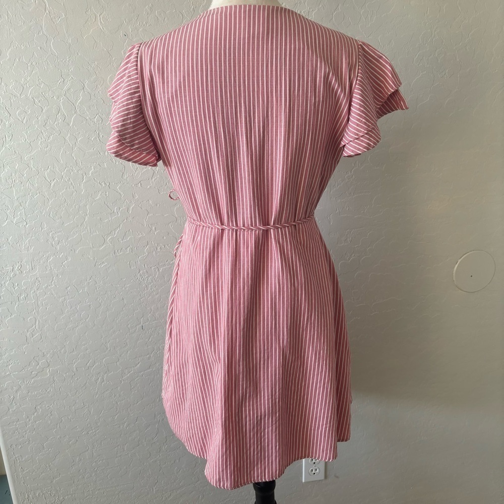 Francesca’s Harper Heritage Pink White Striped Ruffle Sleeve Wrap Dress Large - Picture 6 of 12